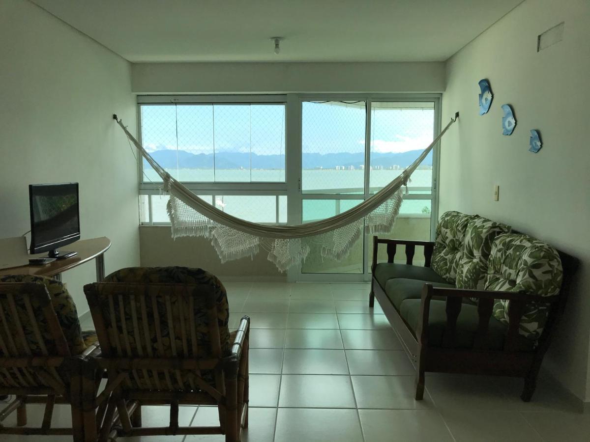 Apartamento Pe Na Areia Frente Para O Mar E Piscina Na Prainha Caraguatatuba Kültér fotó