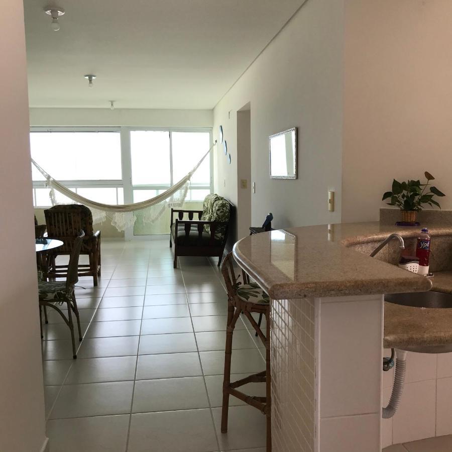 Apartamento Pe Na Areia Frente Para O Mar E Piscina Na Prainha Caraguatatuba Kültér fotó