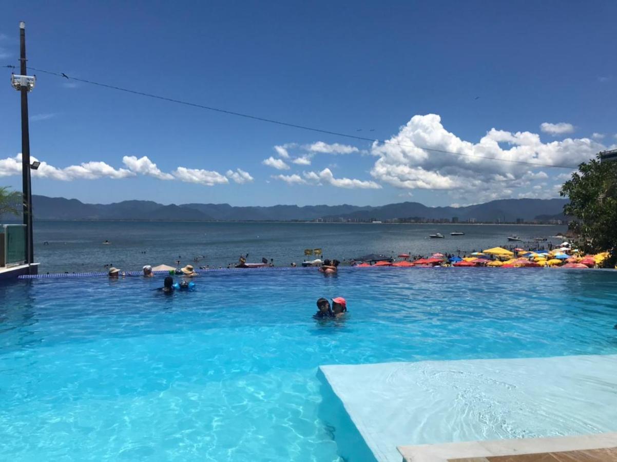 Apartamento Pe Na Areia Frente Para O Mar E Piscina Na Prainha Caraguatatuba Kültér fotó