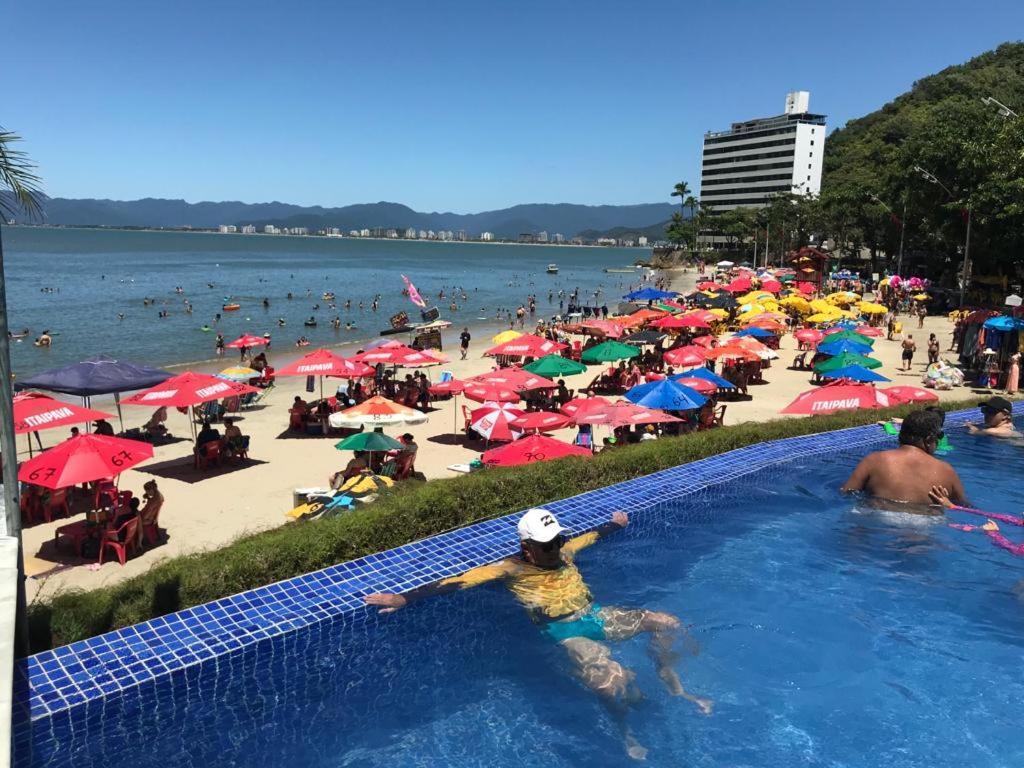 Apartamento Pe Na Areia Frente Para O Mar E Piscina Na Prainha Caraguatatuba Kültér fotó